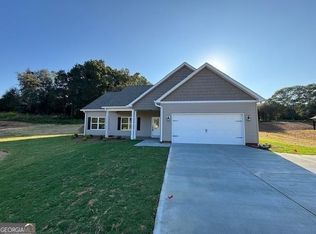 25 Ivory St #10, Hartwell, GA 30643