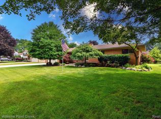 42320 Malbeck Dr, Sterling Heights, MI 48314