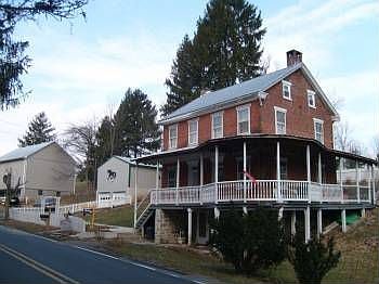 2nd image of 1071 Brownsville Rd