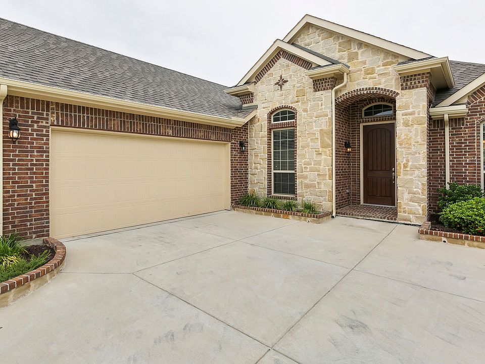 1st image of 2947 Mere Ln