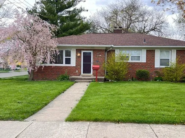 24517 Rosebud Ave, Eastpointe, MI 48021