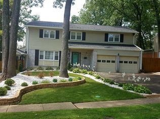 5920 Sherborn Ln, Springfield, VA 22152