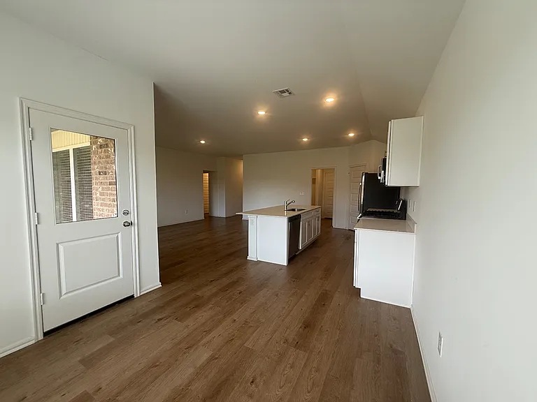 16213 Maroon Dr — Photo 7