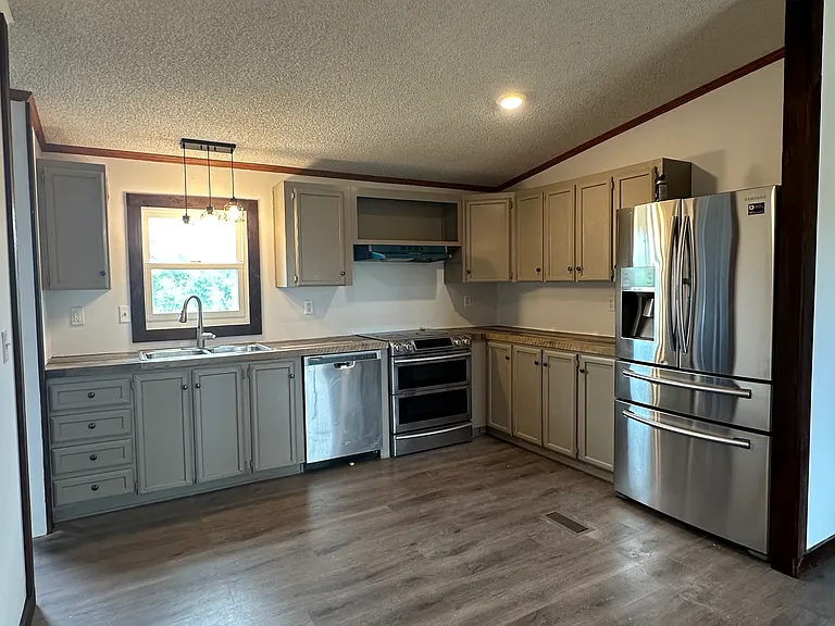 190 County Road 203 #2 — Photo 7