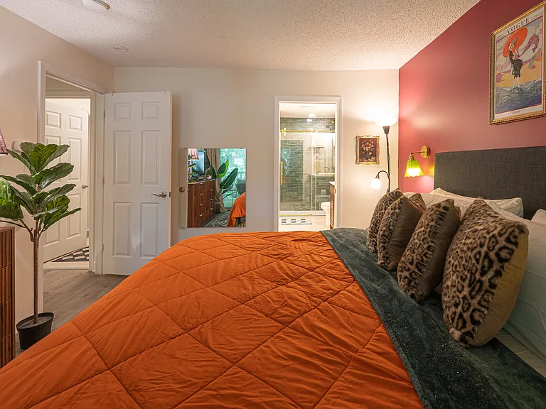 2500 Cranbrook Ln #10 — Photo 24