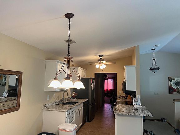 3rd image of 1315 North Sunnyslope DRIVE #202