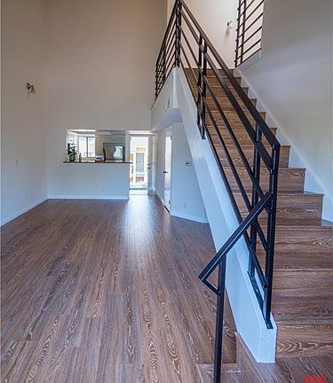 5th image of 64 N Mar Vista Ave APT 203