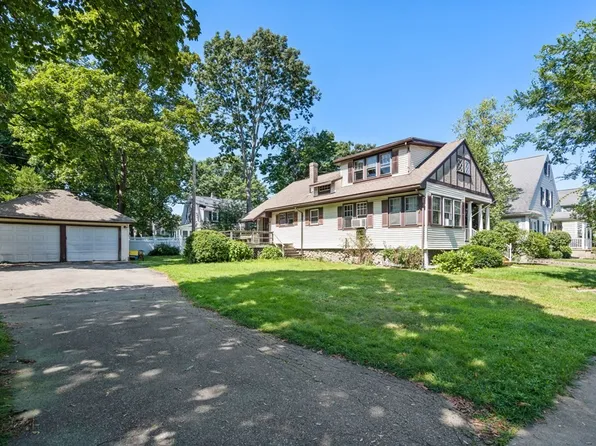 56 Elm St, Norwood, MA 02062