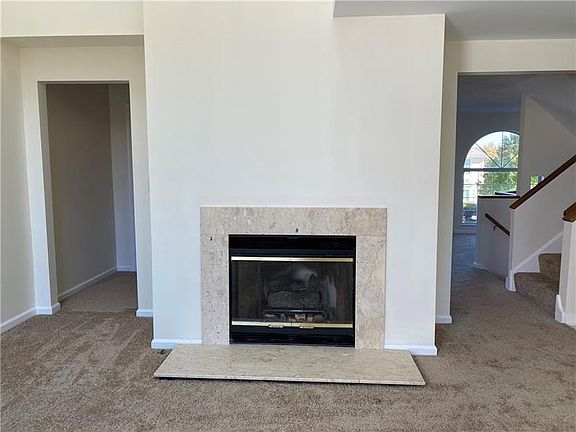 5th image of 429 Bayhill Dr