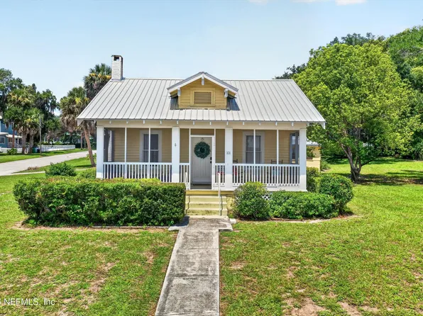 101 N LAKE Street, Crescent City, FL 32112