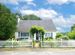 38 Island Park Rd, Ipswich, MA 01938