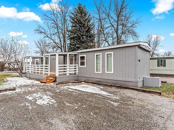 3rd image of 968 N Maranatha Dr