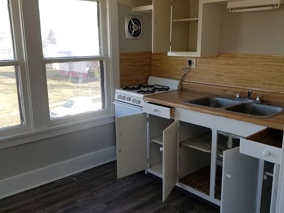 4th image of 3302 Livingston Ave APT 2