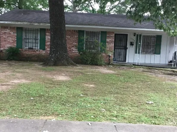 1006 Pine Tree Dr, Shreveport, LA 71106