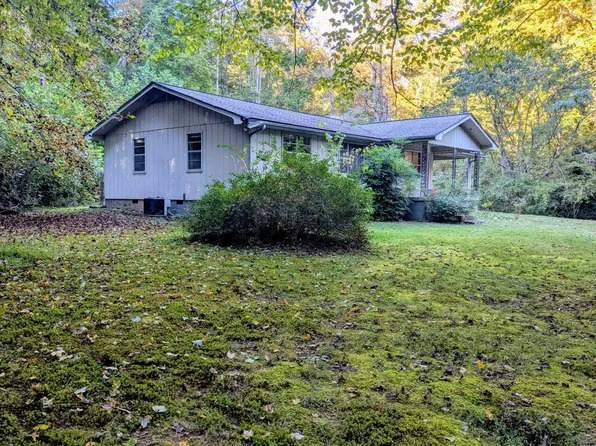 1226 Reservoir Road, Murphy, NC 28906