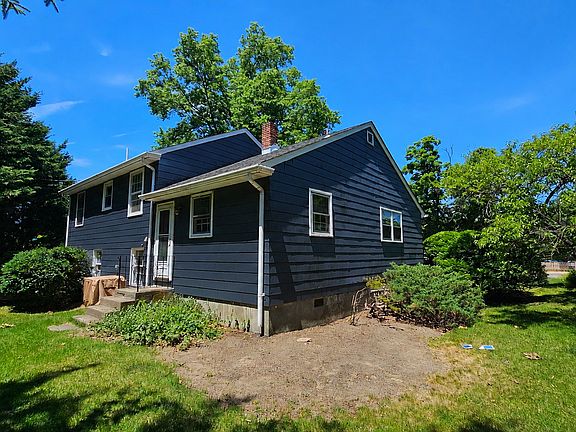 2nd image of 51 Wallace Rd
