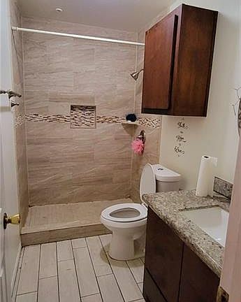 5th image of 908 Thornwood Dr