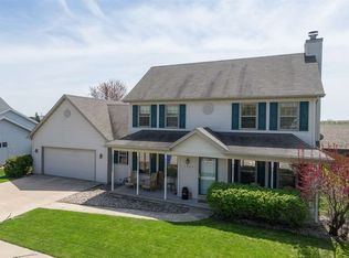 1801 W Wyndmere Dr, Appleton, WI 54913