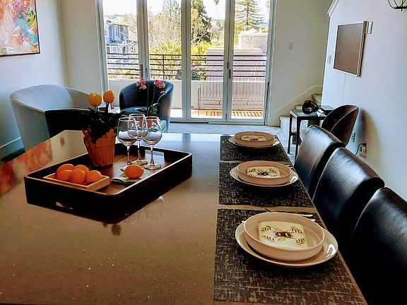 3rd image of 1655 2nd St Unit 319