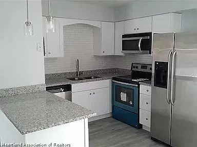 2 bed, 1.5 bath, 960 sqft, $1,200 — Photo 4