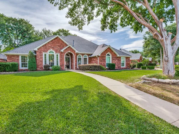 1314 Waterwood Dr, Mansfield, TX 76063