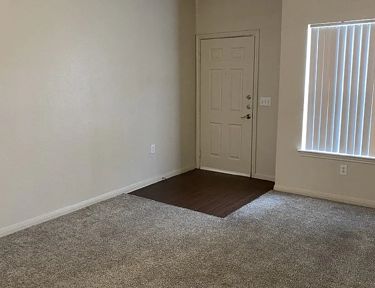 Westchester Woods Apartments — Photo 7