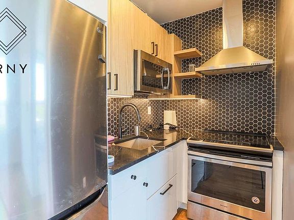 2nd image of 310 Saint Nicholas Ave #3AA