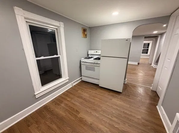 513 E Pine St APT B, Millville, NJ 08332
