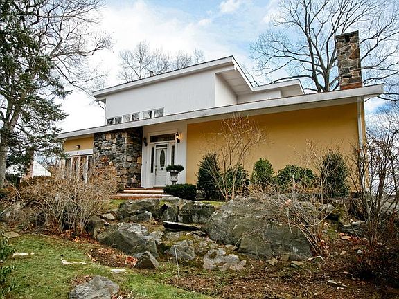 Edgemont Contemporary