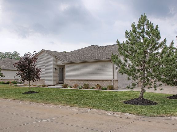 2nd image of 53076 Barberry Cir