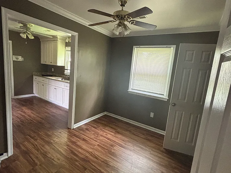 202 Nina Ct — Photo 7