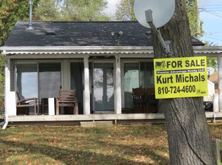 2217 Miles Rd, Lapeer, MI 48446