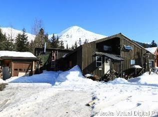 359 Brighton Rd, Girdwood, AK 99587