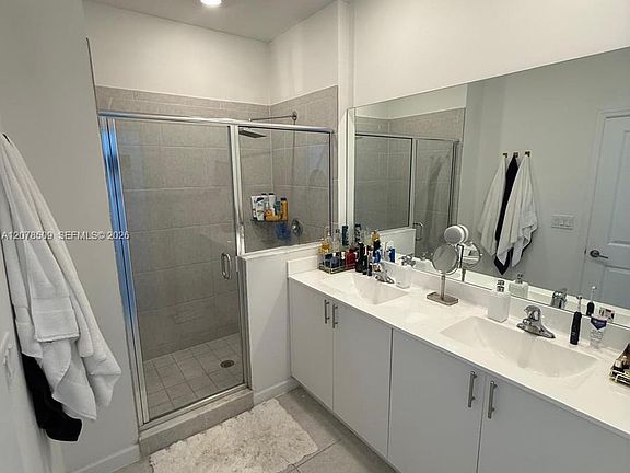 3rd image of 28611 SW 129th Ct