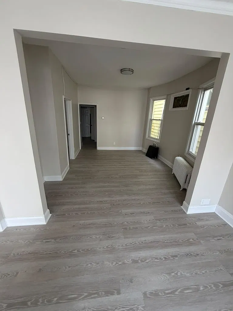 221 Wilkinson Ave — Photo 2