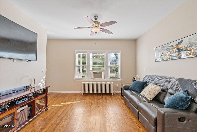 5th image of 109 Johnston Avenue