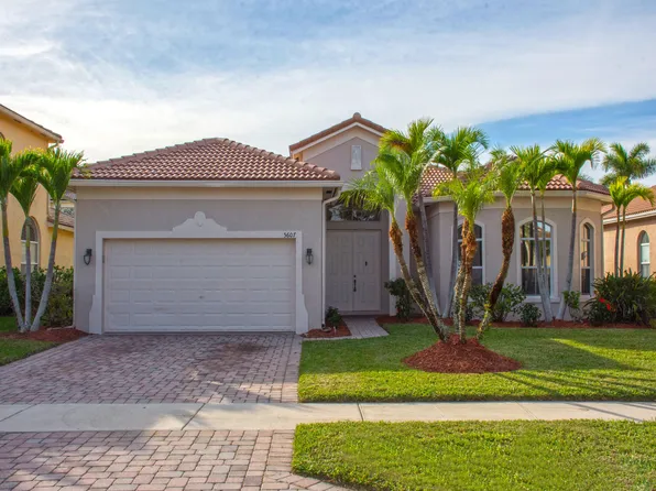 5607 Place Lake Drive, Fort Pierce, FL 34951