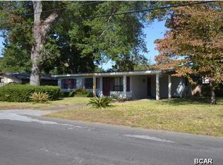 4807 Lakewood Dr N, Panama City, FL 32404