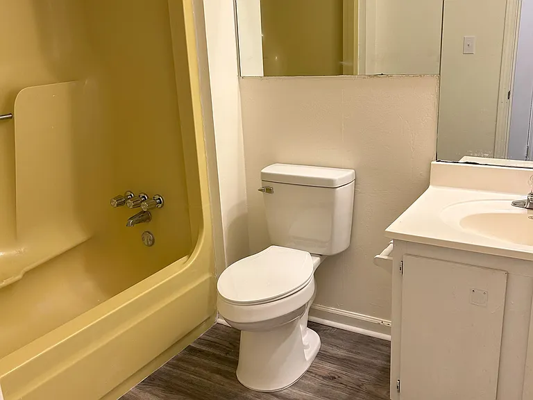 318 Linden St #100 — Photo 9