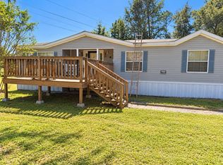 12146 Stanley Dr, Fountain, FL 32438