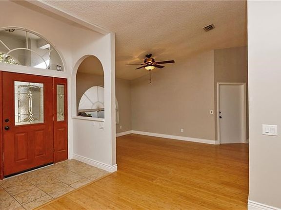 2nd image of 15110 Craggy Cliff St