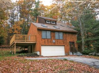 27 Gaita Dr, Derry, NH 03038