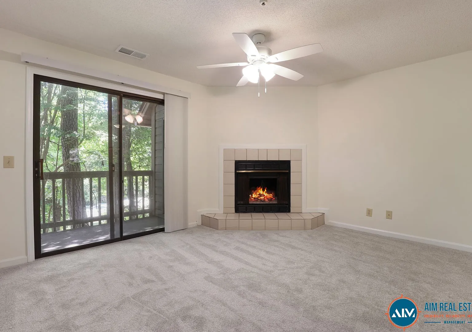 Wyndemere at Yacht Cove Newly Renovated 2BR/2.5BA Condo, Mid-Island Location! — Photo 4