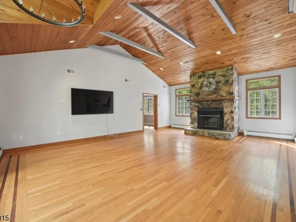 16 Roosevelt Rd, Chatham Twp., NJ 07928