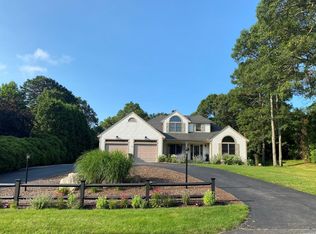 108 Old Campus Dr, East Falmouth, MA 02536
