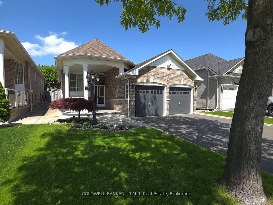 1st image of 7 Fletchers Creek Blvd
