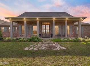 367 Roxsan Rd, Sunset, LA 70584