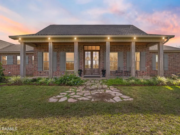 367 Roxsan Rd, Sunset, LA 70584