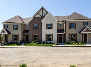 533 Harpeth Park Dr, Nashville, TN 37221