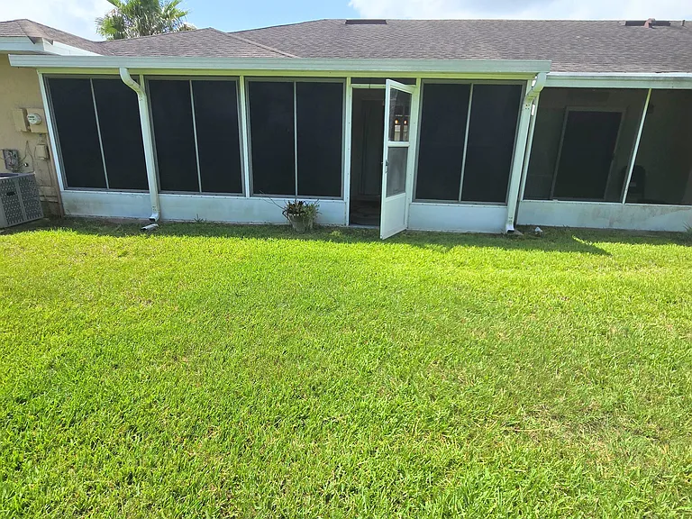 3194 Sandy Shore Ln — Photo 24